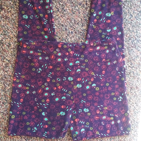 LuLaRoe Pants - Floral Print OS Lularoe Leggings